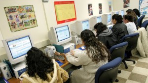 Chicago Public School And Mexican University Launch Community Center